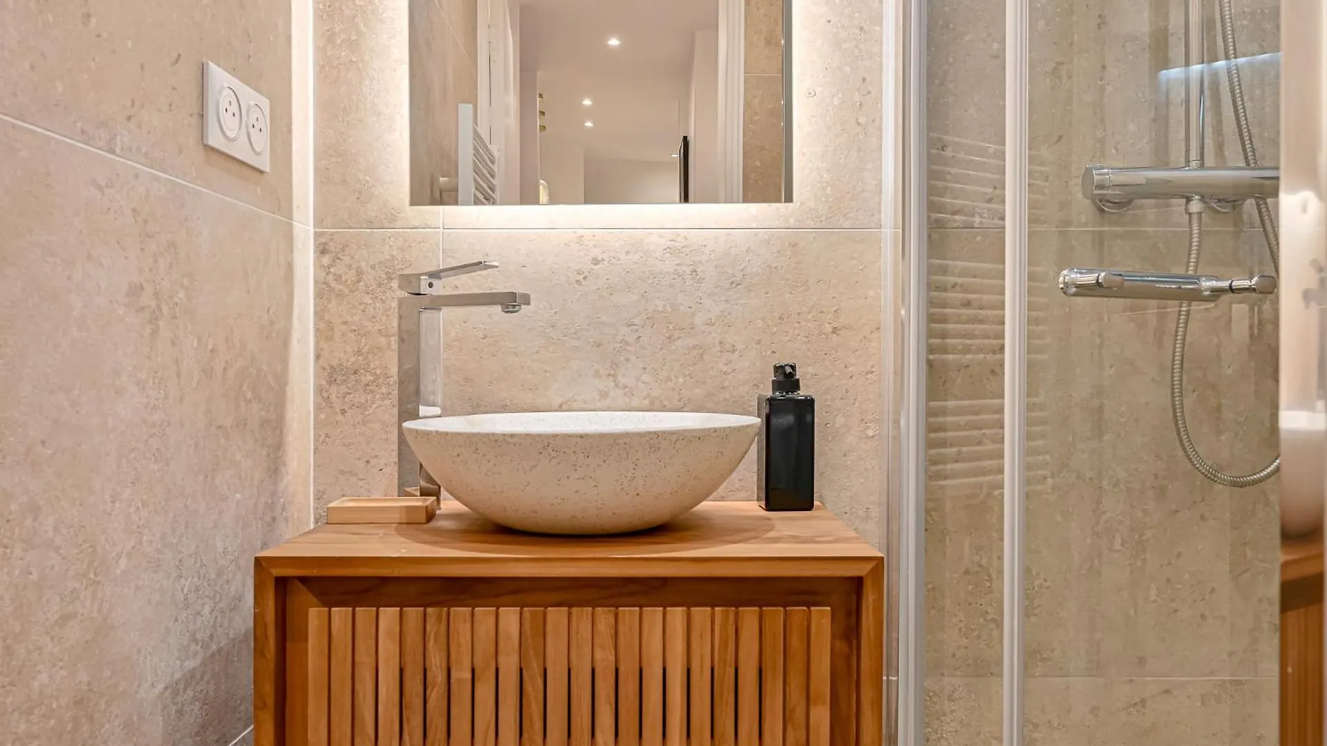 Suite Eiffel- Perfect Location Paris