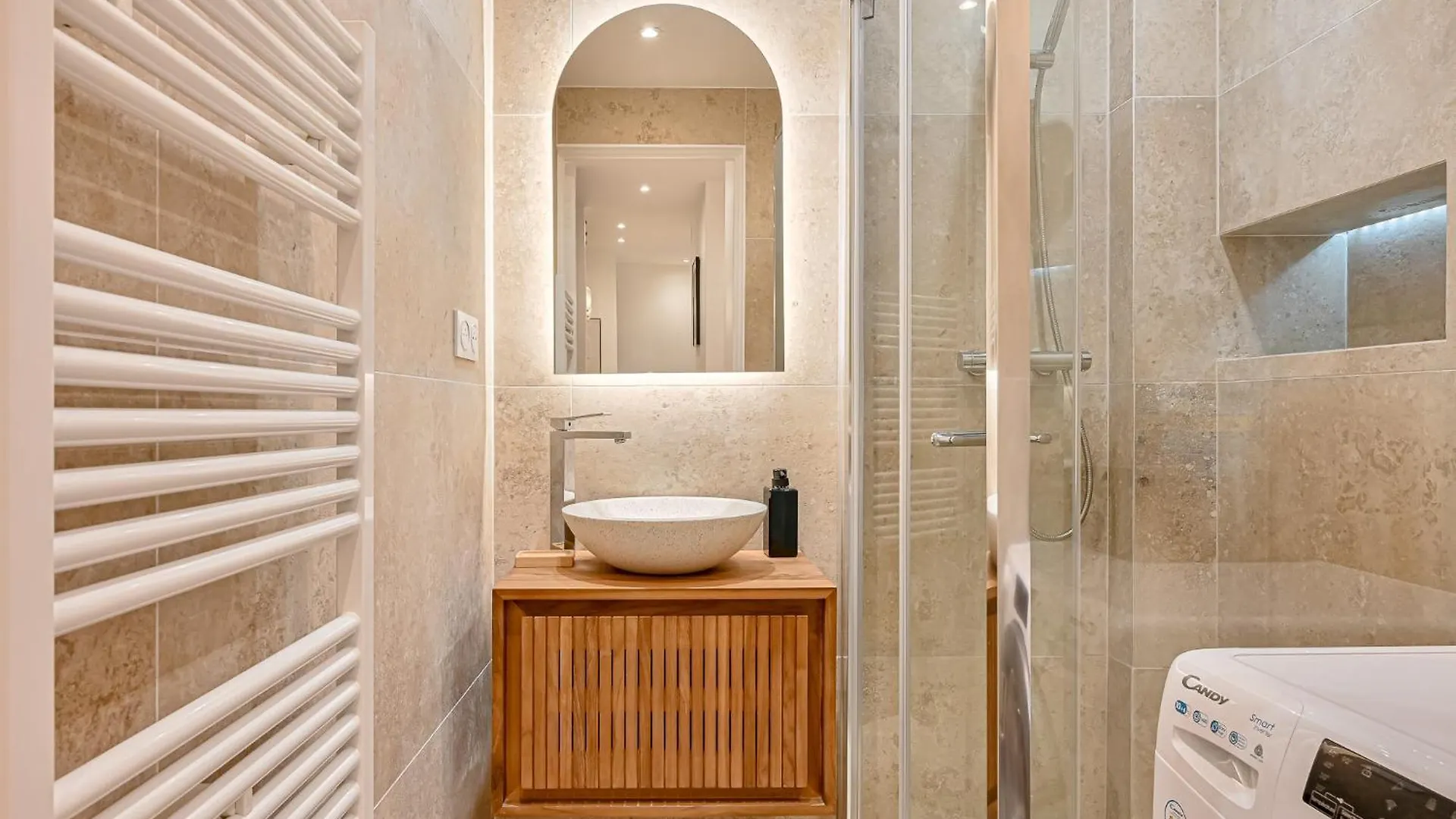 Suite Eiffel- Perfect Location Paris 0*,