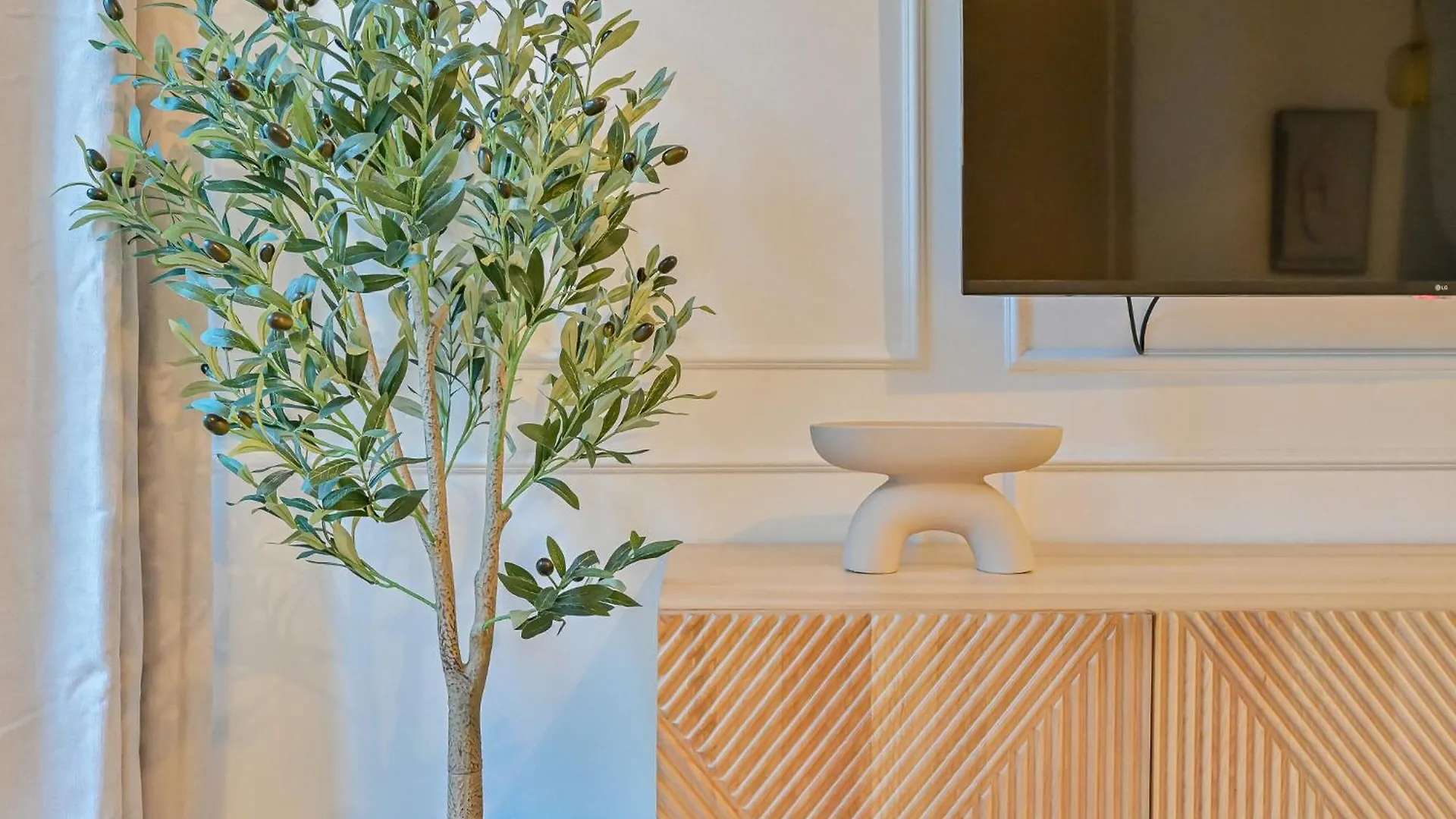 Suite Eiffel- Perfect Location Paris Apartment
